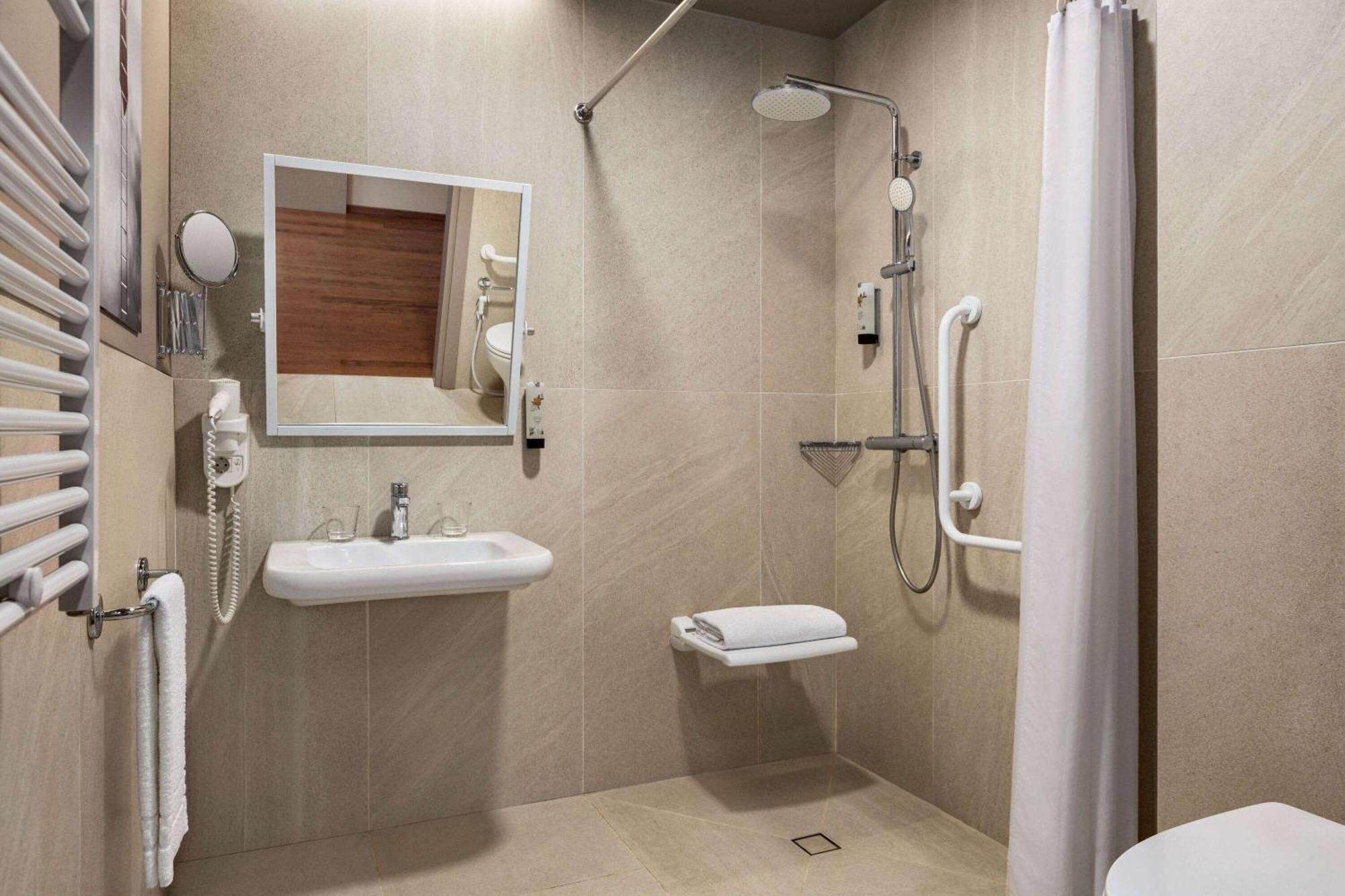 Amedia Hotel Milan, Trademark Collection By Wyndham Hotel Mailand